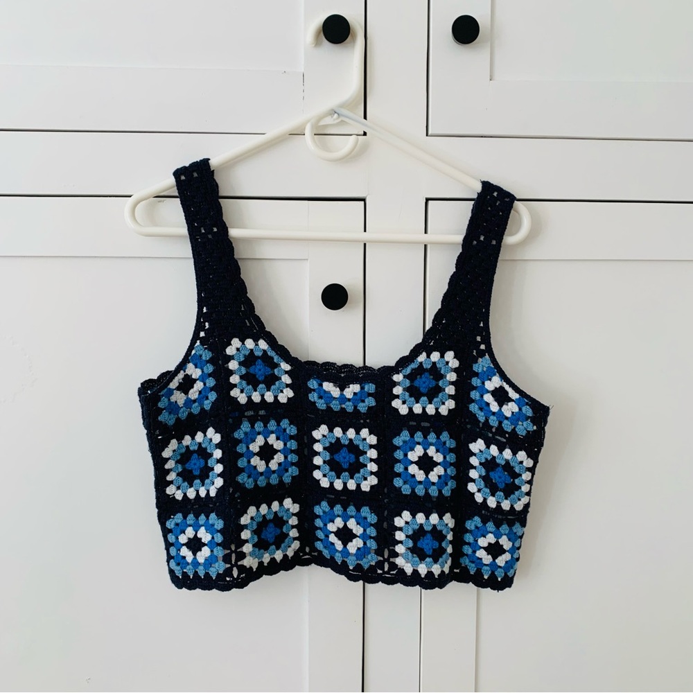 Sincerely Jules Navy Blue Crochet Square Crop Top Size Small
